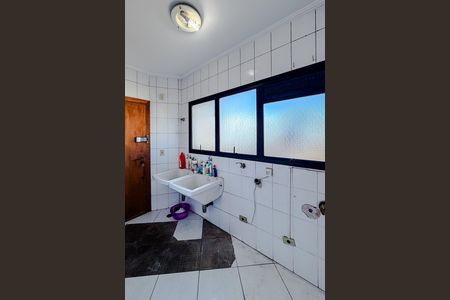 Apartamento à venda com 180m², 4 quartos e 3 vagas Apartamento à venda com 180m², 4 quartos e 3 vagasÁrea de Serviço