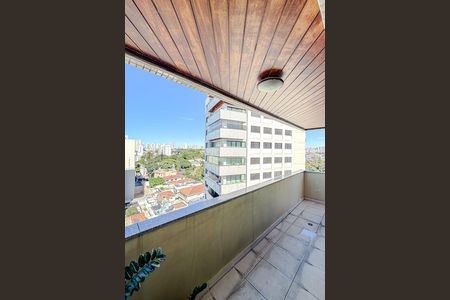 Apartamento à venda com 180m², 4 quartos e 3 vagas Apartamento à venda com 180m², 4 quartos e 3 vagasVaranda da Sala