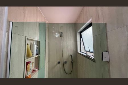 Apartamento à venda com 75m², 2 quartos e 1 vagaBanheiro