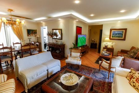 Apartamento à venda com 180m², 4 quartos e 3 vagas Apartamento à venda com 180m², 4 quartos e 3 vagasSala 1