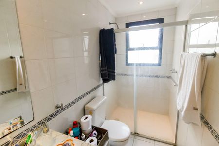 Apartamento à venda com 180m², 4 quartos e 3 vagas Apartamento à venda com 180m², 4 quartos e 3 vagasBanheiro Corredor