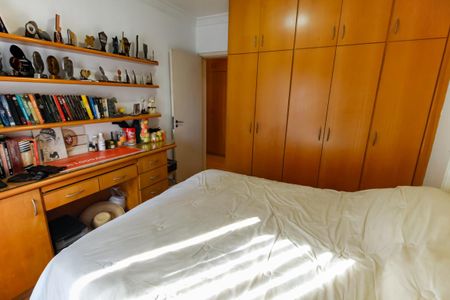 Apartamento à venda com 180m², 4 quartos e 3 vagas Apartamento à venda com 180m², 4 quartos e 3 vagasQuarto 2