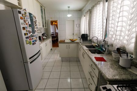 Apartamento à venda com 180m², 4 quartos e 3 vagas Apartamento à venda com 180m², 4 quartos e 3 vagasCozinha - Armários