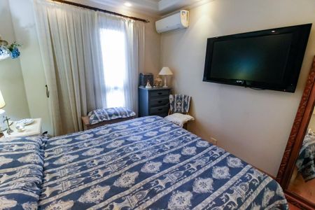 Apartamento à venda com 180m², 4 quartos e 3 vagas Apartamento à venda com 180m², 4 quartos e 3 vagasSuíte