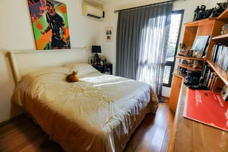 Apartamento à venda com 180m², 4 quartos e 3 vagas Apartamento à venda com 180m², 4 quartos e 3 vagasQuarto 2