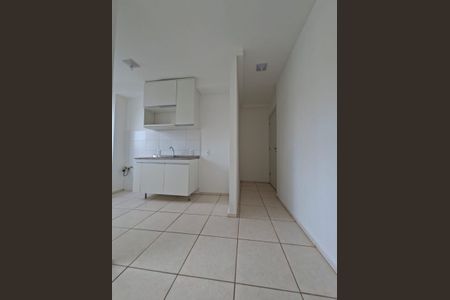 Cozinha de apartamento para alugar com 1 quarto, 47m² em Buritis, Belo Horizonte