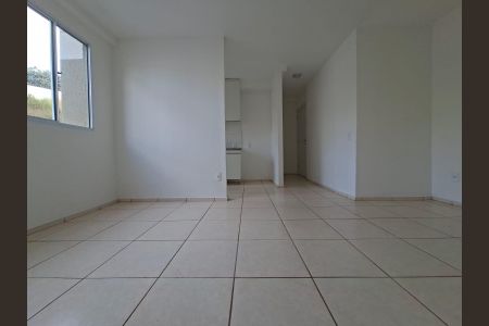 Cozinha de apartamento para alugar com 1 quarto, 47m² em Buritis, Belo Horizonte