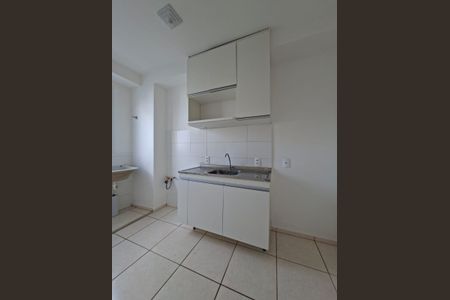 Cozinha de apartamento para alugar com 1 quarto, 47m² em Buritis, Belo Horizonte