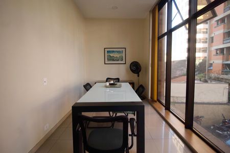 Apartamento para alugar com 47m², 1 quarto e 1 vaga