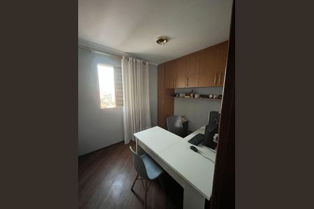 Quarto de apartamento à venda com 2 quartos, 68m² em Chácara Califórnia, São Paulo