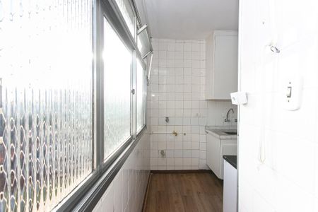 Apartamento à venda com 58m², 2 quartos e 1 vagaÁrea de Serviço