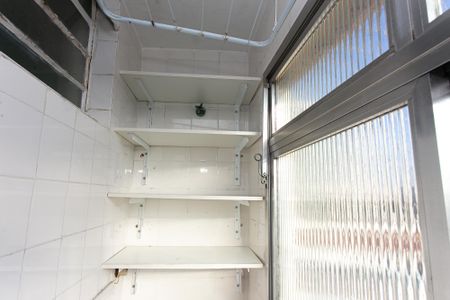 Apartamento à venda com 58m², 2 quartos e 1 vagaÁrea de Serviço