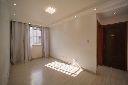 Sala de apartamento para alugar com 2 quartos, 53m² em Jardim Gonzaga, São Paulo