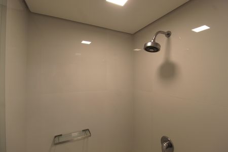 Apartamento para alugar com 70m², 1 quarto e 2 vagasBanheiro da Suíte