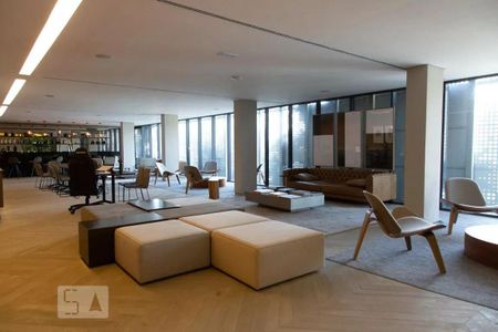 Apartamento para alugar com 70m², 1 quarto e 2 vagas Apartamento para alugar com 70m², 1 quarto e 2 vagasÁrea comum - Salão de festas