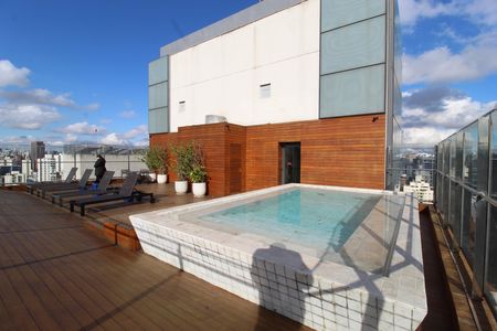 Apartamento para alugar com 70m², 1 quarto e 2 vagasÁrea Comum - Piscina