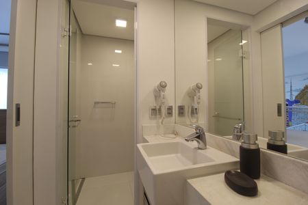 Apartamento para alugar com 70m², 1 quarto e 2 vagasBanheiro da Suíte