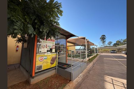 Apartamento para alugar com 52m², 1 quarto e 1 vagaÁrea comum - Mini Mercado 