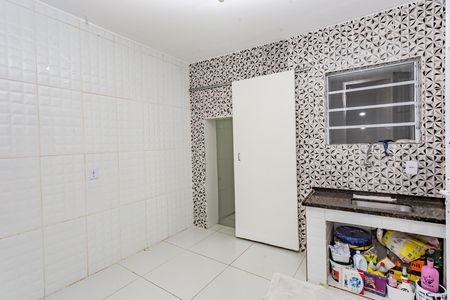 Casa para alugar com 49m², 2 quartos e sem vaga Casa para alugar com 49m², 2 quartos e sem vagaCozinha