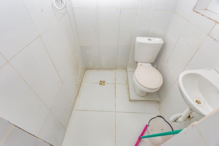 Banheiro de casa para alugar com 2 quartos, 49m² em Jardim Climax, São Paulo