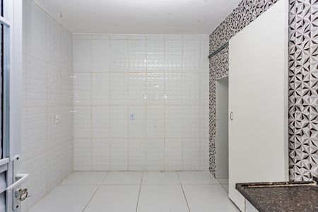 Casa para alugar com 49m², 2 quartos e sem vaga Casa para alugar com 49m², 2 quartos e sem vagaCozinha
