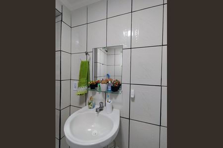 Casa para alugar com 70m², 3 quartos e sem vaga Casa para alugar com 70m², 3 quartos e sem vagaBanheiro Social