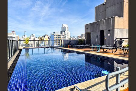 Studio para alugar com 27m², 1 quarto e sem vagaPiscina
