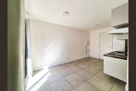 Studio para alugar com 27m², 1 quarto e sem vagaSala/Quarto