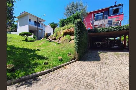 Casa de condomínio para alugar com 290m², 2 quartos e 4 vagas