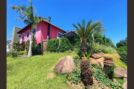 Casa de condomínio para alugar com 290m², 2 quartos e 4 vagas