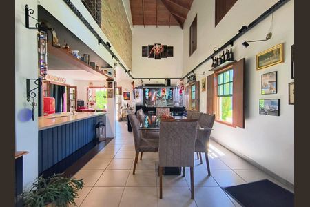 Sala de casa de condomínio para alugar com 2 quartos, 290m² em Jansen, Gravataí