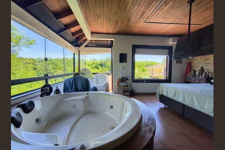 Casa de condomínio para alugar com 290m², 2 quartos e 4 vagas