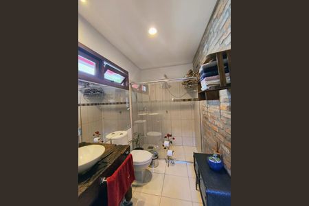 Casa de condomínio para alugar com 290m², 2 quartos e 4 vagas Casa de condomínio para alugar com 290m², 2 quartos e 4 vagasBanheiro 2