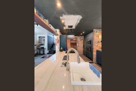 Casa de condomínio para alugar com 290m², 2 quartos e 4 vagas
