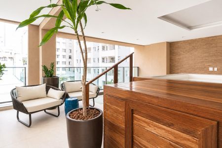 Sala de estar com móveis modernos e plantas em vasos, com vista para a cidade. de apartamento à venda com 1 quarto, 37m² em Santa Cecilia, São Paulo