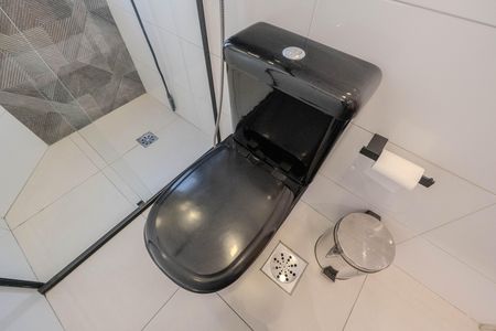 Apartamento à venda com 43m², 1 quarto e 1 vaga Apartamento à venda com 43m², 1 quarto e 1 vagaBanheiro da Suíte 1