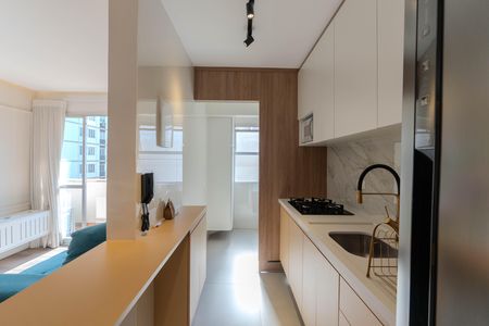 Apartamento à venda com 43m², 1 quarto e 1 vaga Apartamento à venda com 43m², 1 quarto e 1 vagaCozinha e Área de Serviço