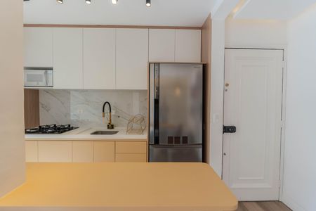 Apartamento à venda com 43m², 1 quarto e 1 vaga Apartamento à venda com 43m², 1 quarto e 1 vagaCozinha e Área de Serviço