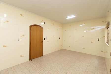 Casa à venda com 232m², 4 quartos e 5 vagasCozinha - Armários