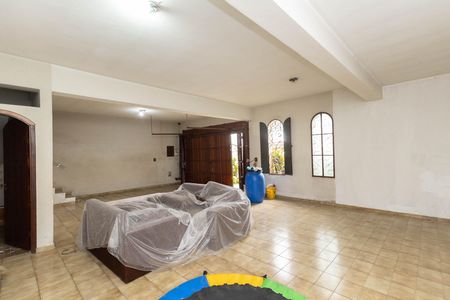 Casa à venda com 232m², 4 quartos e 5 vagasGaragem