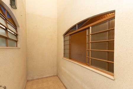 Casa à venda com 232m², 4 quartos e 5 vagasJardim de Inverno