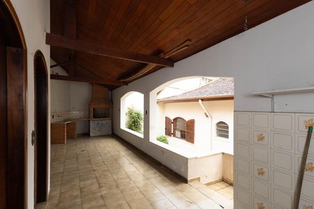 Casa à venda com 232m², 4 quartos e 5 vagasÁrea de Serviço
