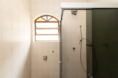 Casa à venda com 232m², 4 quartos e 5 vagasBanheiro da Suíte 2