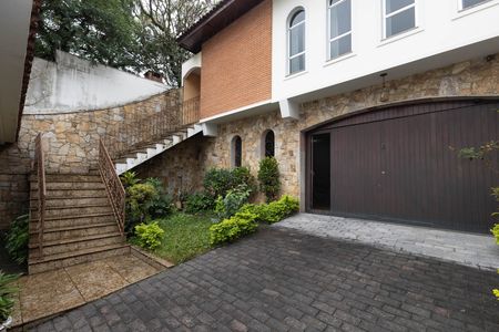 Casa à venda com 232m², 4 quartos e 5 vagasGaragem