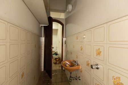 Casa à venda com 232m², 4 quartos e 5 vagasBanheiro 6