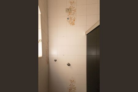 Casa à venda com 232m², 4 quartos e 5 vagasBanheiro Social