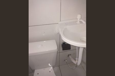 Casa para alugar com 65m², 1 quarto e sem vaga