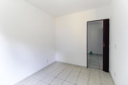 Quarto 1 de apartamento para alugar com 2 quartos, 1m² em Itaim Paulista, São Paulo