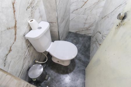 Apartamento para alugar com 55m², 2 quartos e 1 vaga Apartamento para alugar com 55m², 2 quartos e 1 vagaBanheiro