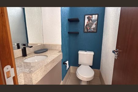 Banheiro - Social de apartamento para alugar com 2 quartos, 90m² em Setor Bueno, Goiânia